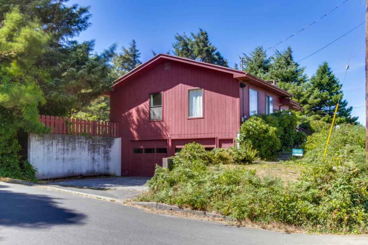 The Eagle'S Nest Apartment Lincoln City Exterior photo