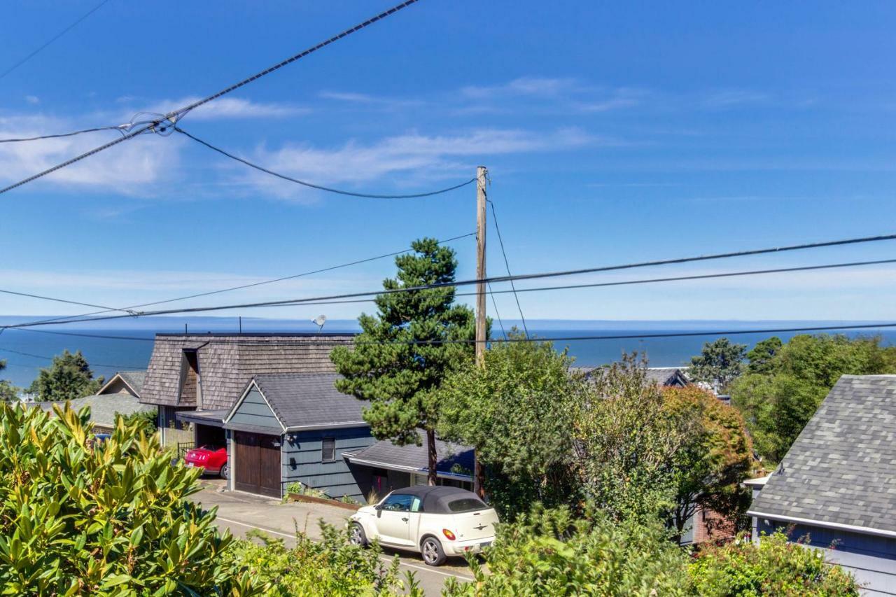 The Eagle'S Nest Apartment Lincoln City Exterior photo