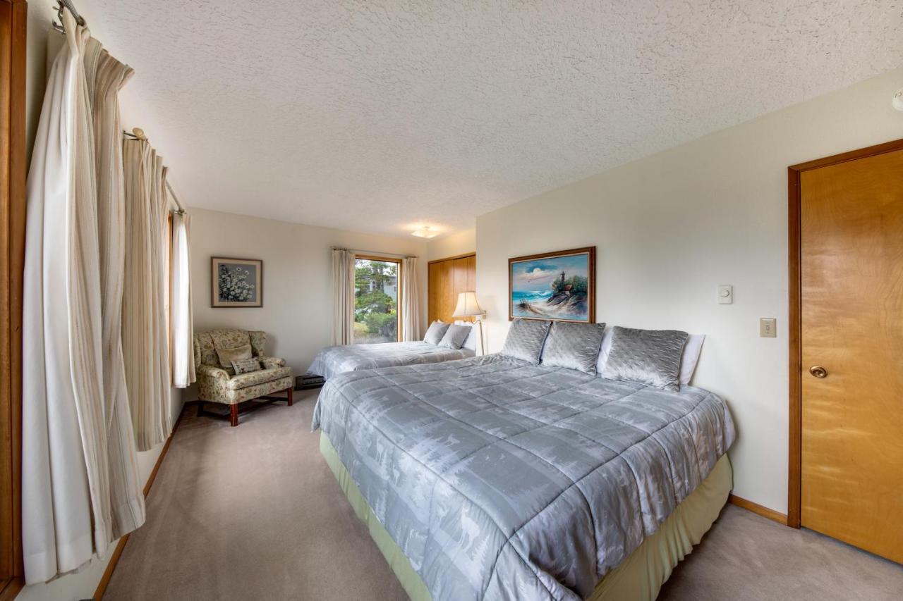 The Eagle'S Nest Apartment Lincoln City Exterior photo